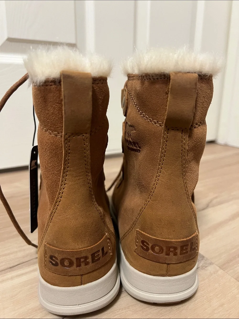 Sorel Explorer Joan Camel Brown Waterproof Boots Size 7